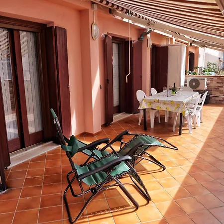 Bigterrace - Ampio Monolocale Con Cameretta E Spaziosissimo Terrazzo Grado